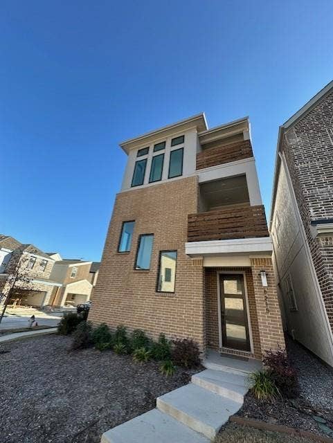 Property photo for 8215 Manoa Drive, Dallas, TX