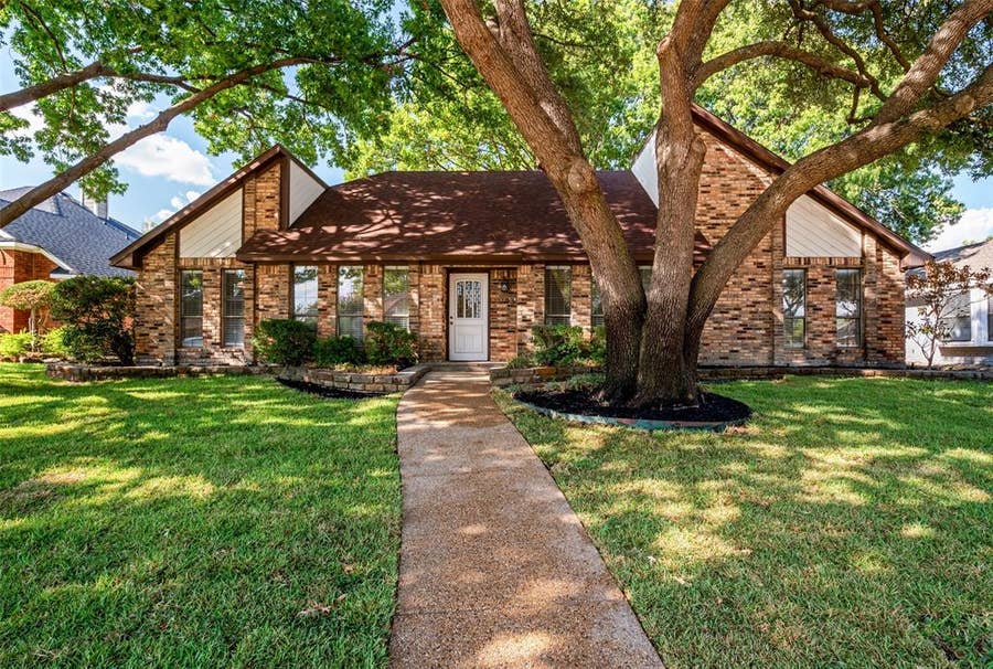 Property photo for 1103 Meadow Creek Drive, Allen, TX