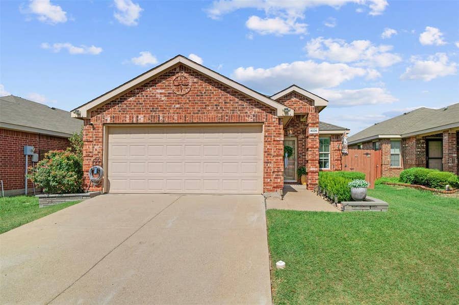 Property photo for 4036 Eagle Drive, Heartland, TX