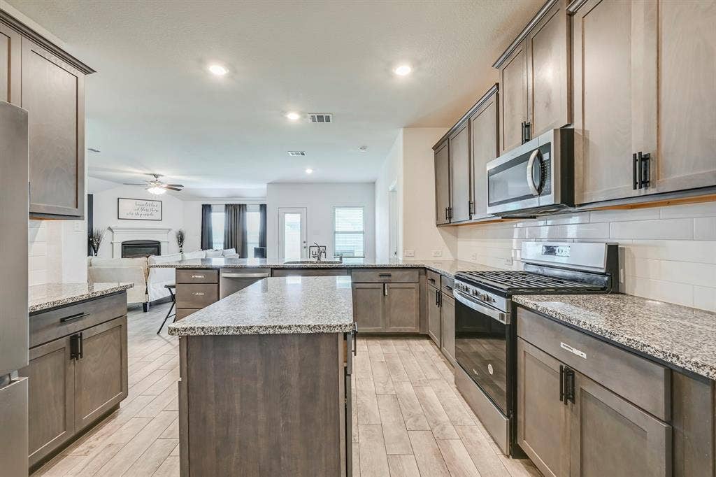 4016 Windswept Way, Forney, TX 75126 4016 Windswept Way, Forney, TX 75126