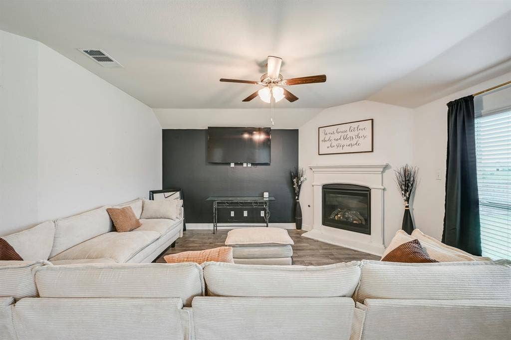 4016 Windswept Way, Forney, TX 75126 4016 Windswept Way, Forney, TX 75126