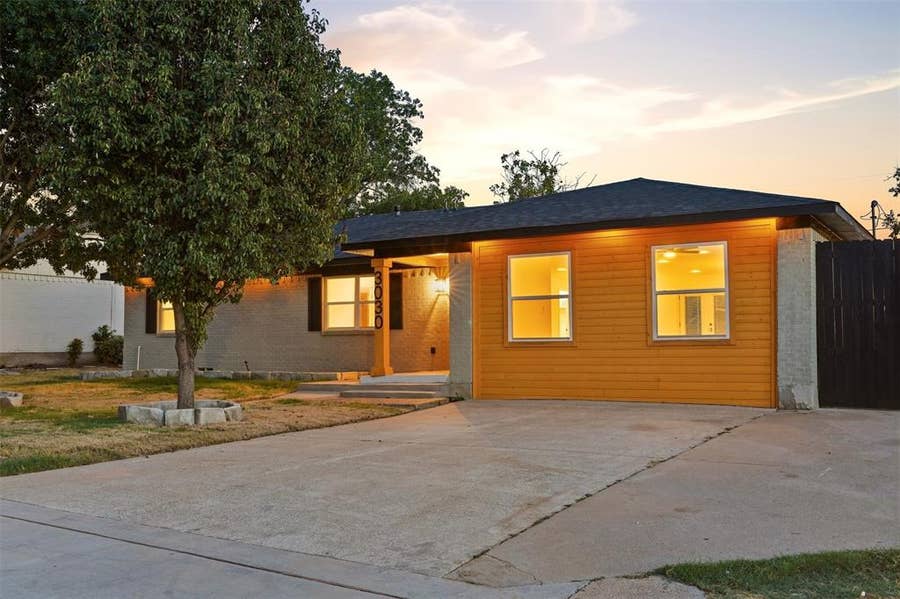 Property photo for 3030 Mark Twain Drive, Farmers Branch, TX