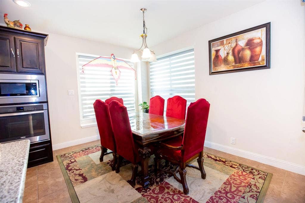 1002 Nail Lane, Euless, TX 76040 1002 Nail Lane, Euless, TX 76040