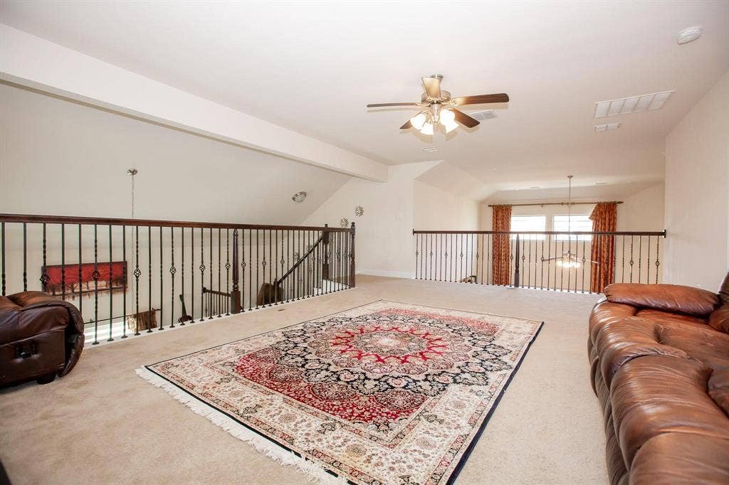 1002 Nail Lane, Euless, TX 76040 1002 Nail Lane, Euless, TX 76040