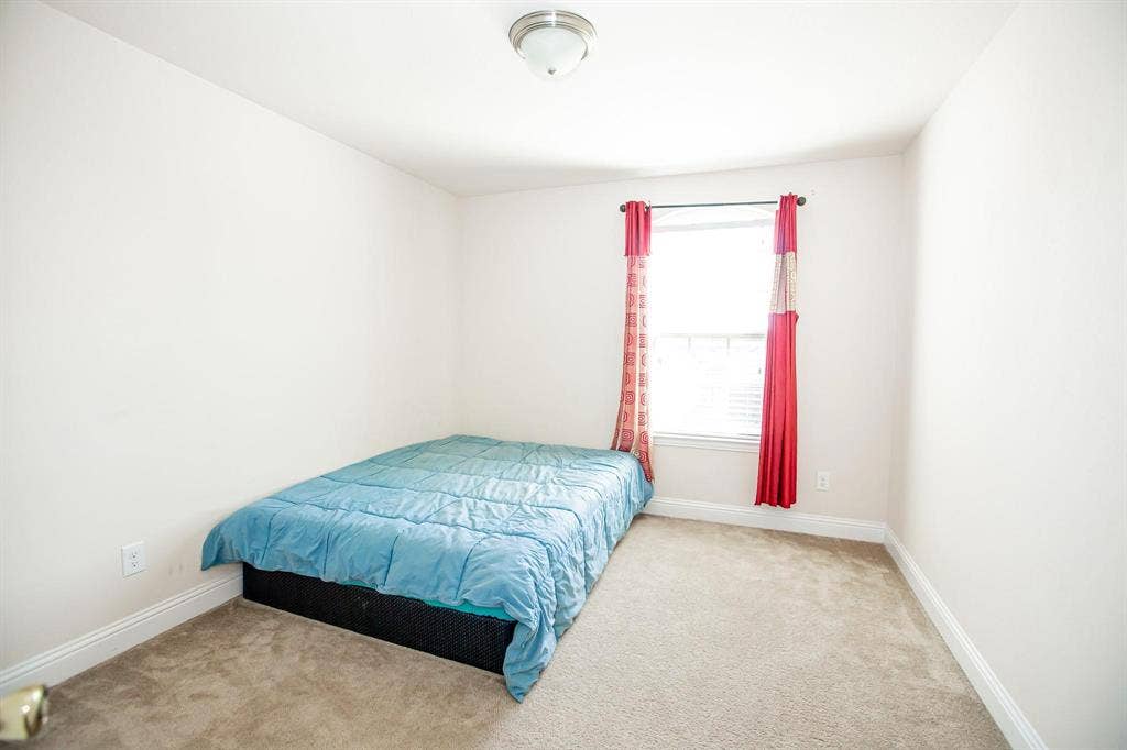 1002 Nail Lane, Euless, TX 76040 1002 Nail Lane, Euless, TX 76040