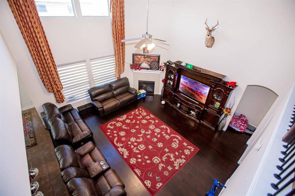 1002 Nail Lane, Euless, TX 76040 1002 Nail Lane, Euless, TX 76040