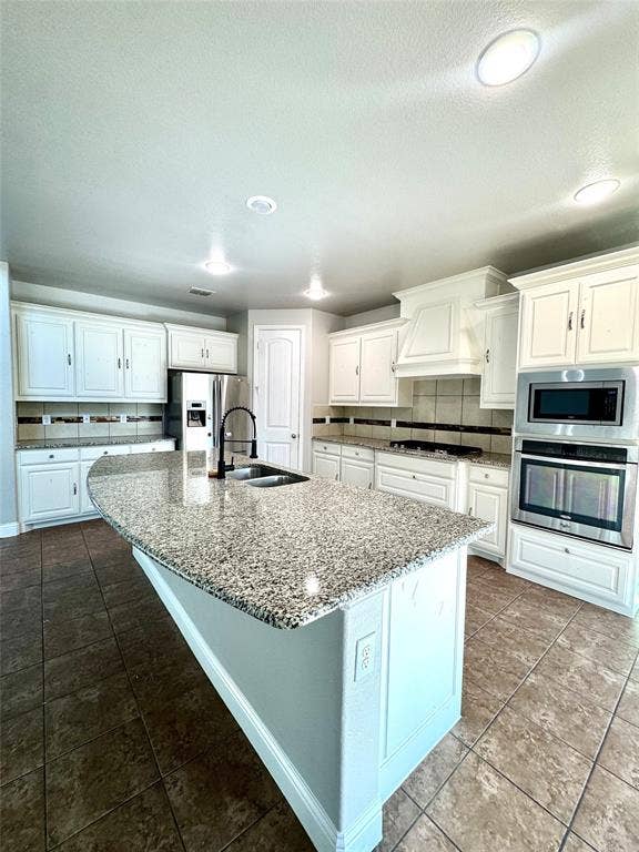 1002 Nail Lane, Euless, TX 76040 1002 Nail Lane, Euless, TX 76040