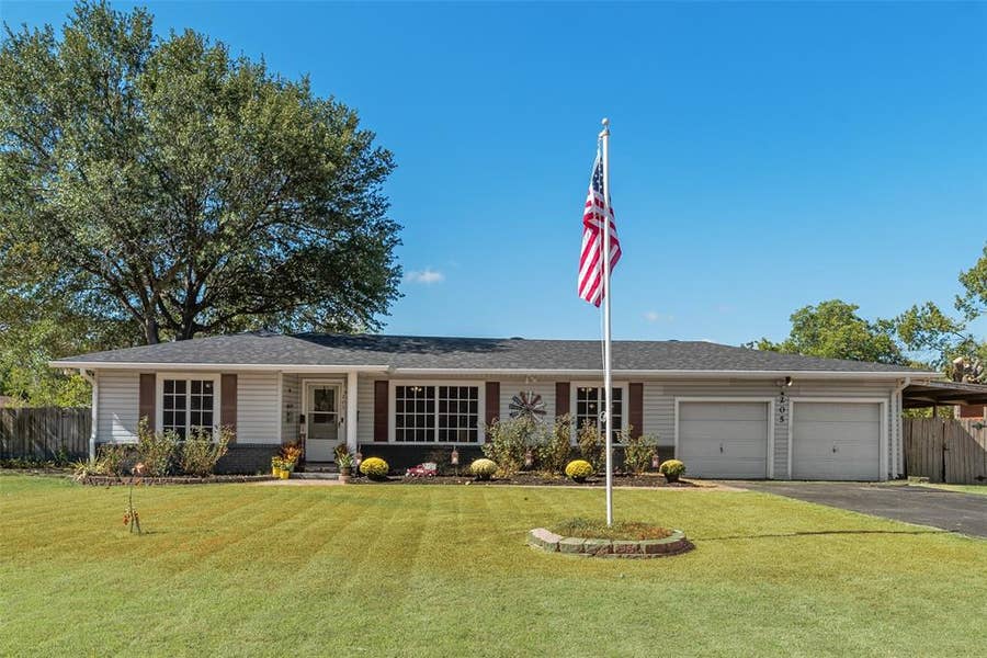 Property photo for 205 Laurel Trail, Terrell, TX
