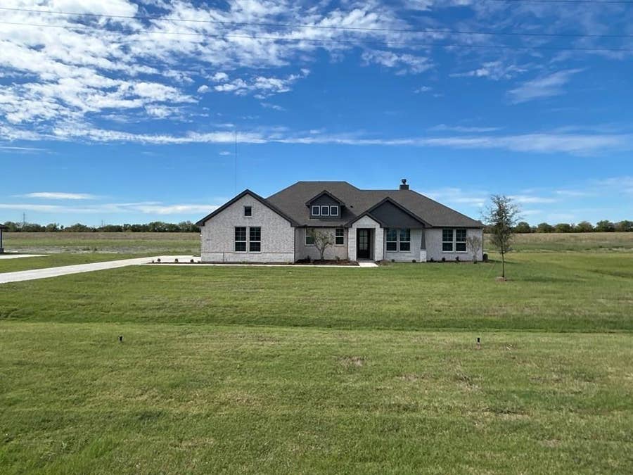 Property photo for 8629 County Road 623, Blue Ridge, TX