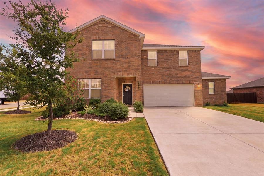 Property photo for 2600 Sanders Creek Drive, Glenn Heights, TX