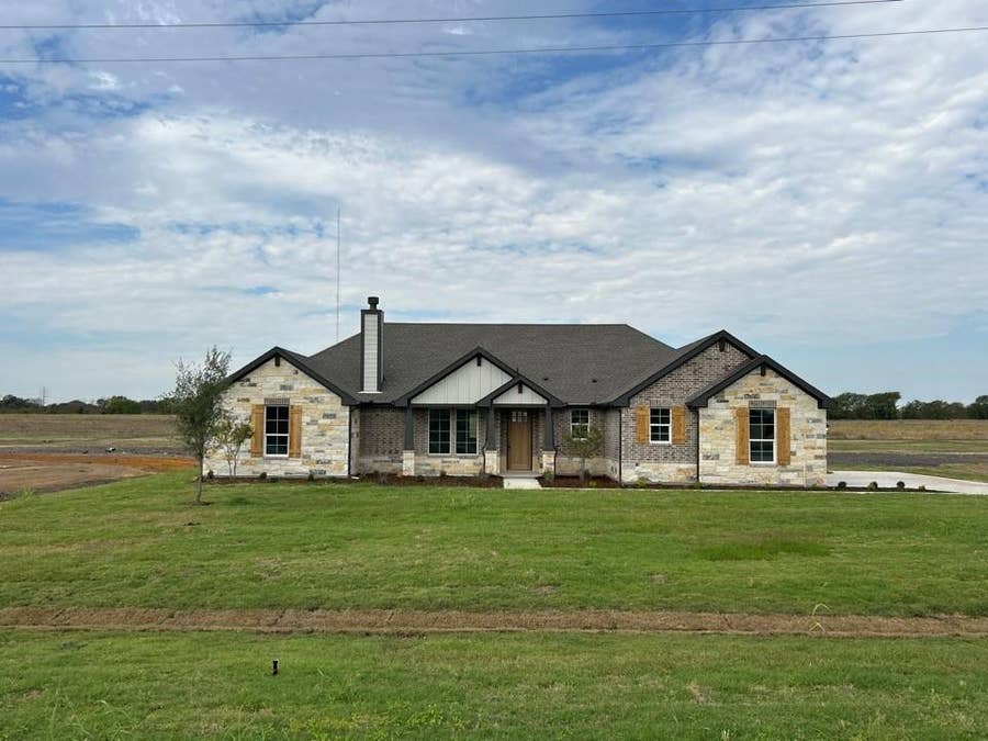 Property photo for 8619 County Road 623, Blue Ridge, TX