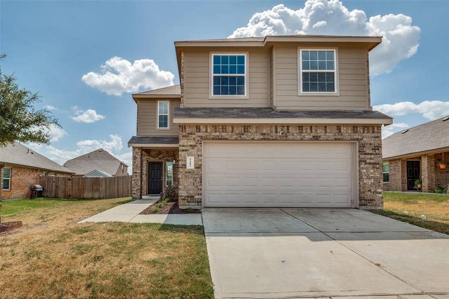 Property photo for 1403 Kinglet Drive, Ennis, TX