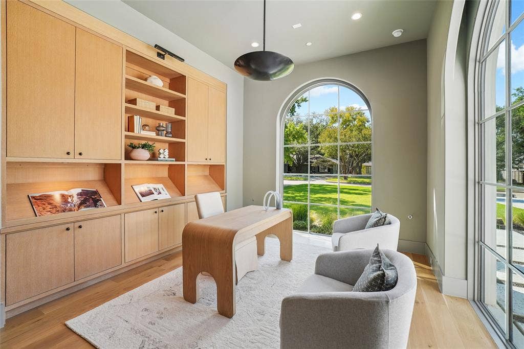 6031 Lupton Drive, Dallas, TX 75225 6031 Lupton Drive, Dallas, TX 75225