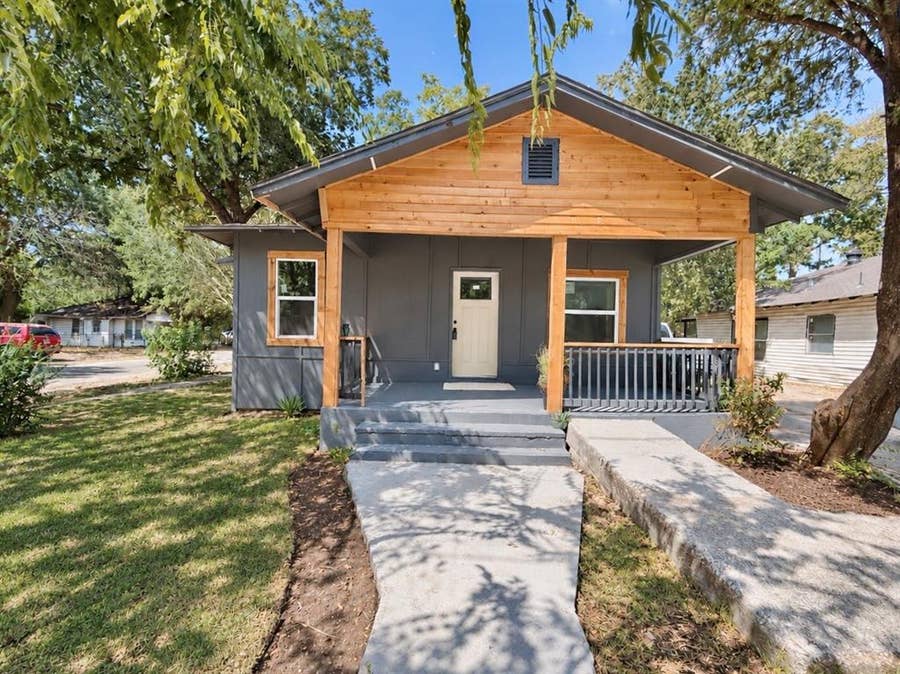 Property photo for 5231 Beeman Avenue, Dallas, TX