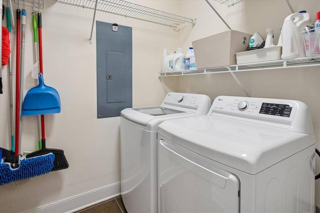 5656 N Central Expressway, #601, Dallas, TX 75206 Laundry room