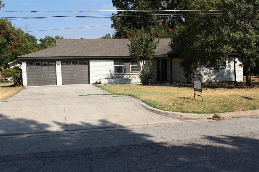 Property photo for 1103 Bryant Street, Benbrook, TX