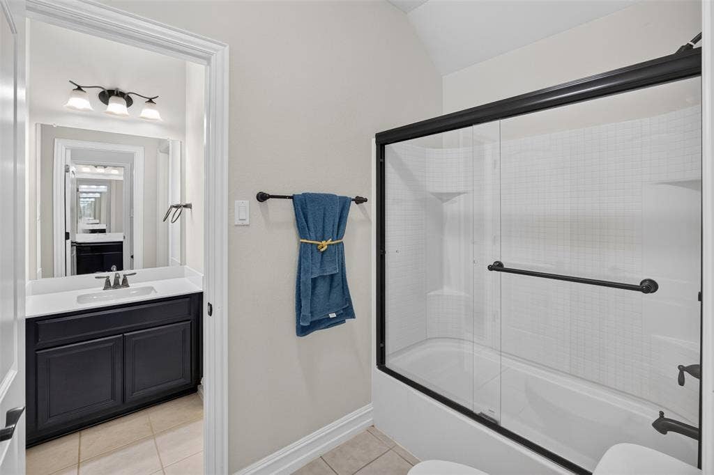 8125 Charford Drive, Fort Worth, TX 76131 BEDROOM #3 SINK JACK AND JILL SHOWER