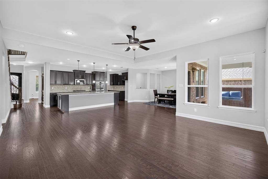 8125 Charford Drive, Fort Worth, TX 76131 LIVING ROOM