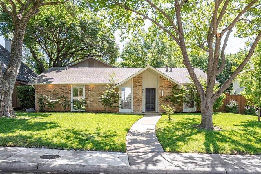 Property photo for 7162 Carrousel Circle, Dallas, TX
