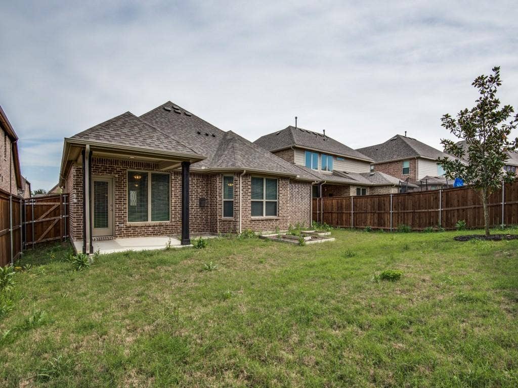812 Llano Falls Drive, McKinney, TX 75071 812 Llano Falls Drive, McKinney, TX 75071