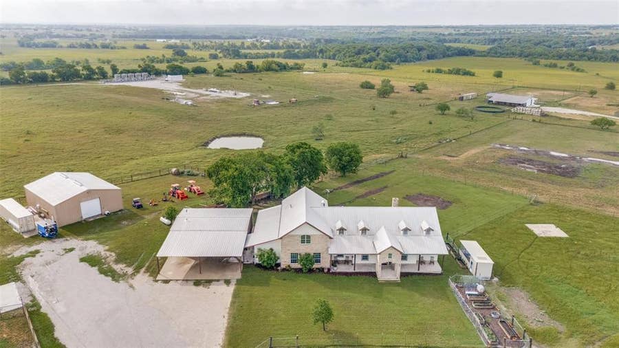 Property photo for 5855 Western Star Drive, Justin, TX