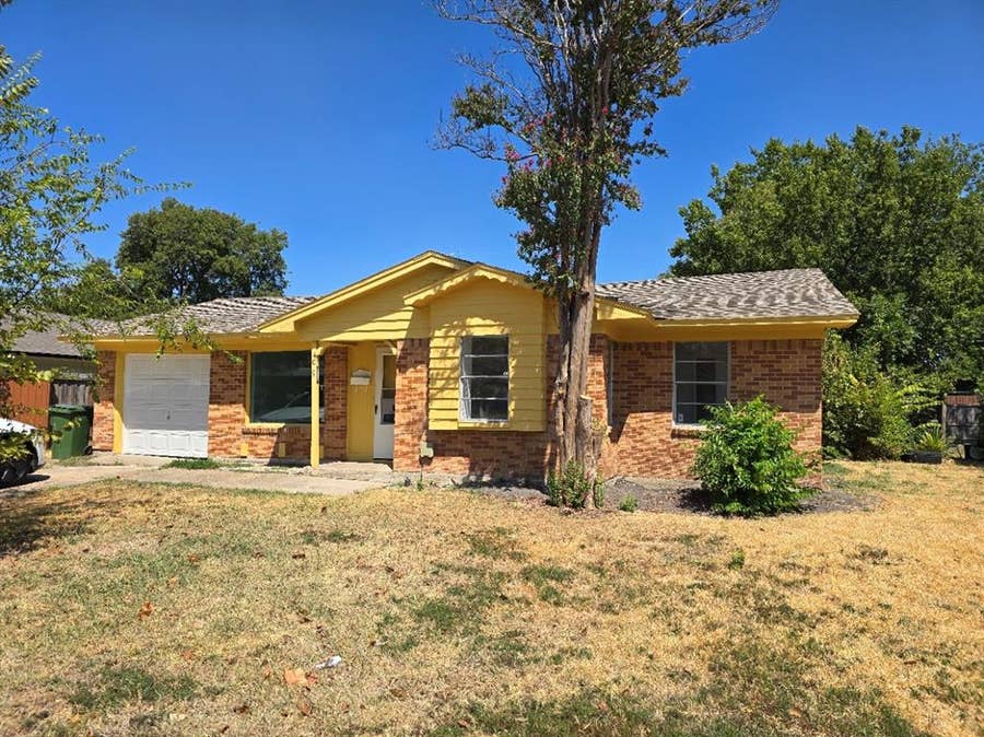 Property photo for 409 Monica Drive, Garland, TX