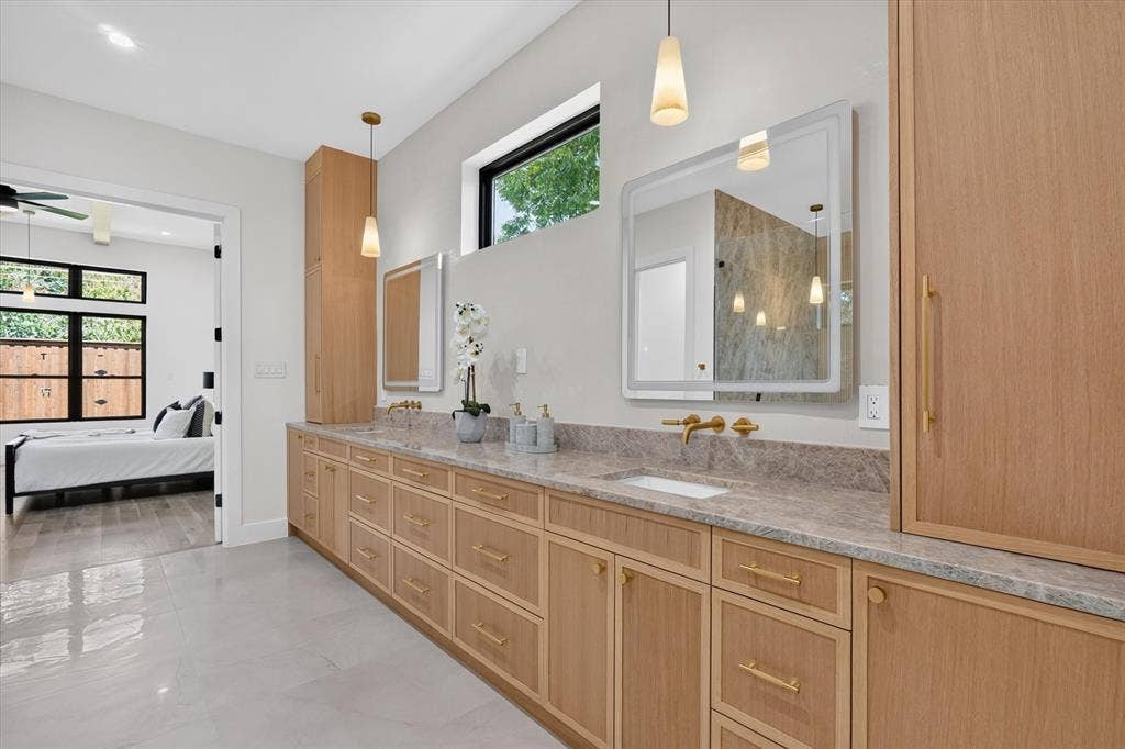 6429 Royal Lane, Dallas, TX 75230 Primary Bath
