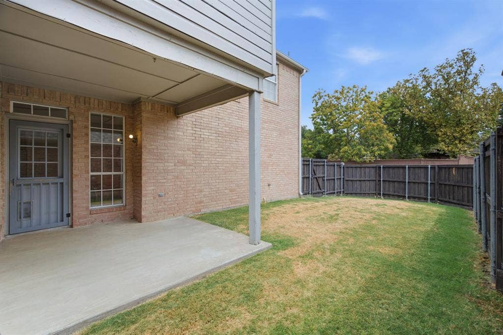 8716 Falls Road, Irving, TX 75063 8716 Falls Road, Irving, TX 75063