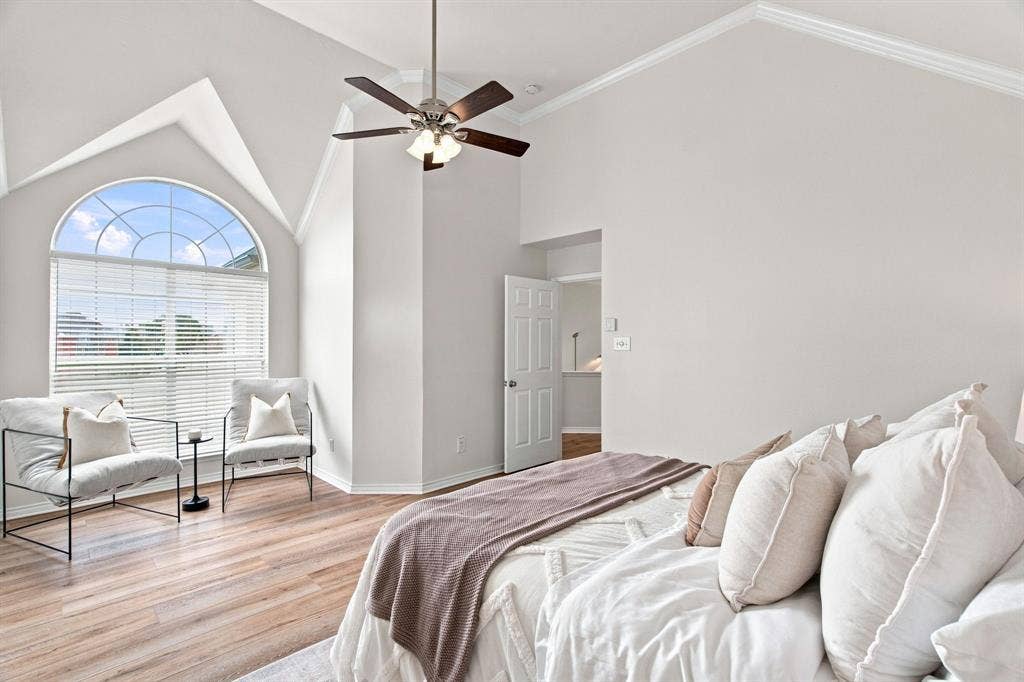 8716 Falls Road, Irving, TX 75063 8716 Falls Road, Irving, TX 75063
