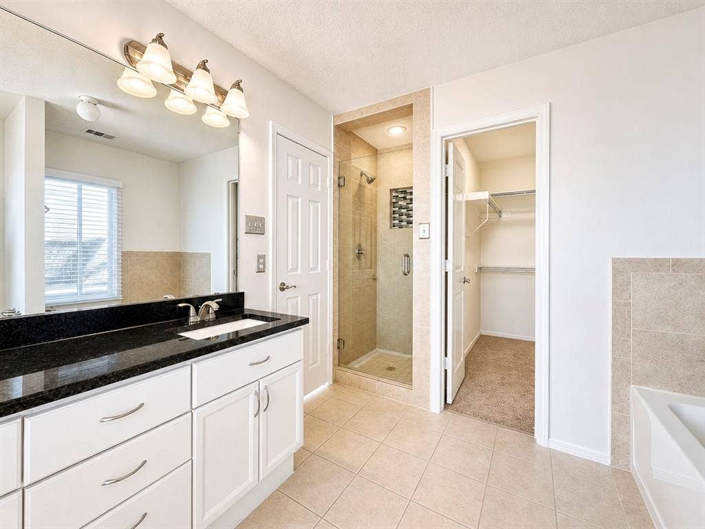 6024 Longley Court, Dallas, TX 75252 6024 Longley Court, Dallas, TX 75252