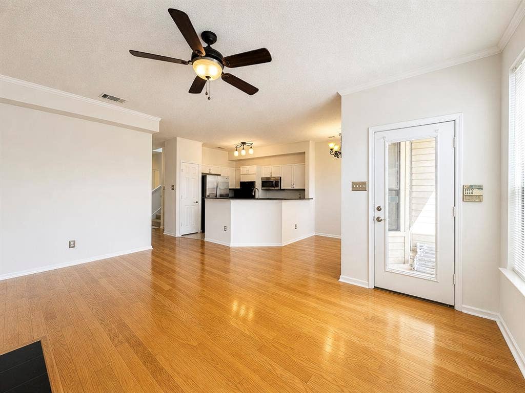6024 Longley Court, Dallas, TX 75252 6024 Longley Court, Dallas, TX 75252