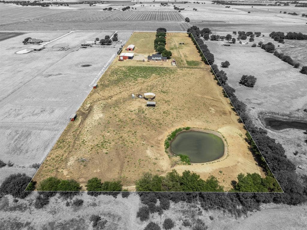 5112 Old Caufield Ranch Road, McGregor, TX 76657 5112 Old Caufield Ranch Road, McGregor, TX 76657