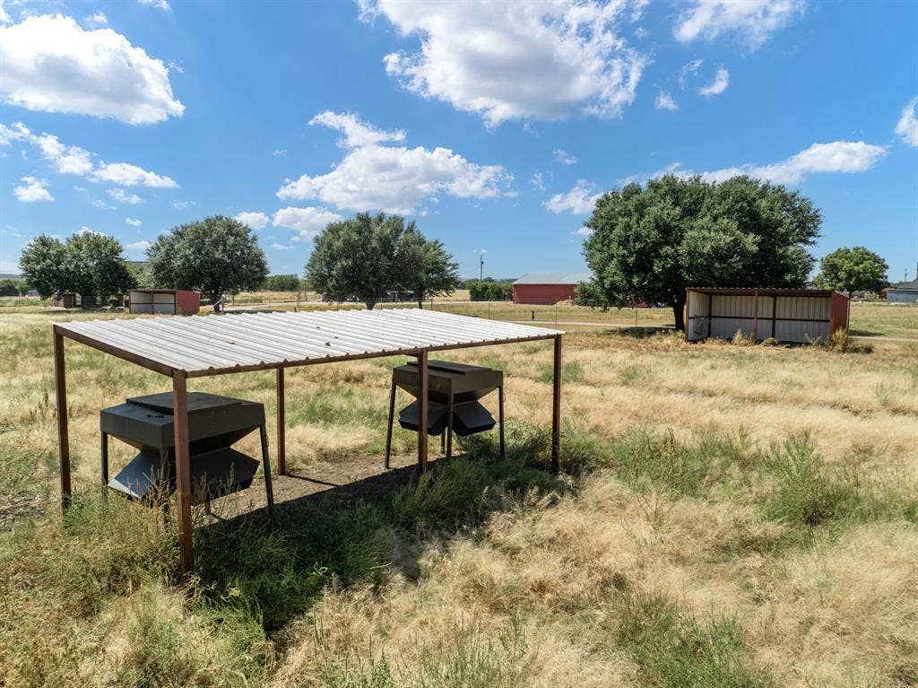 5112 Old Caufield Ranch Road, McGregor, TX 76657 5112 Old Caufield Ranch Road, McGregor, TX 76657
