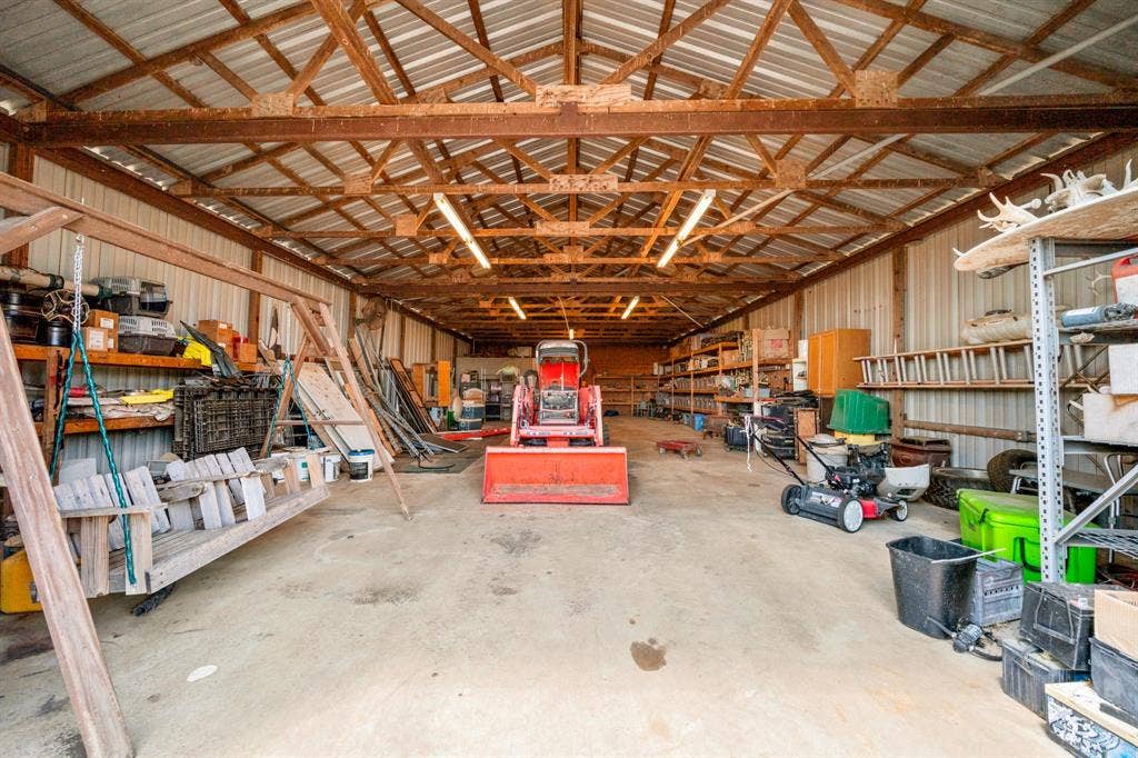 5112 Old Caufield Ranch Road, McGregor, TX 76657 inside shop 2