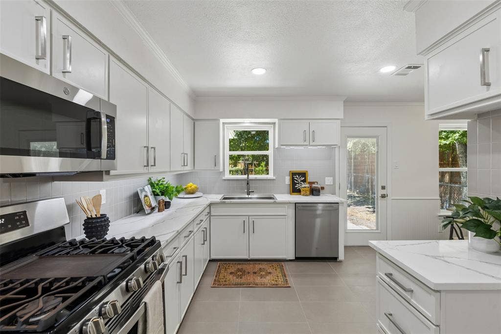 155 Bon Aire Drive, Dallas, TX 75218 155 Bon Aire Drive, Dallas, TX 75218