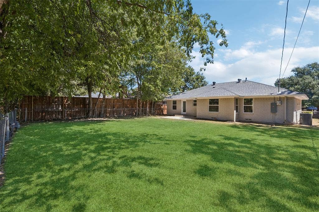 155 Bon Aire Drive, Dallas, TX 75218 155 Bon Aire Drive, Dallas, TX 75218