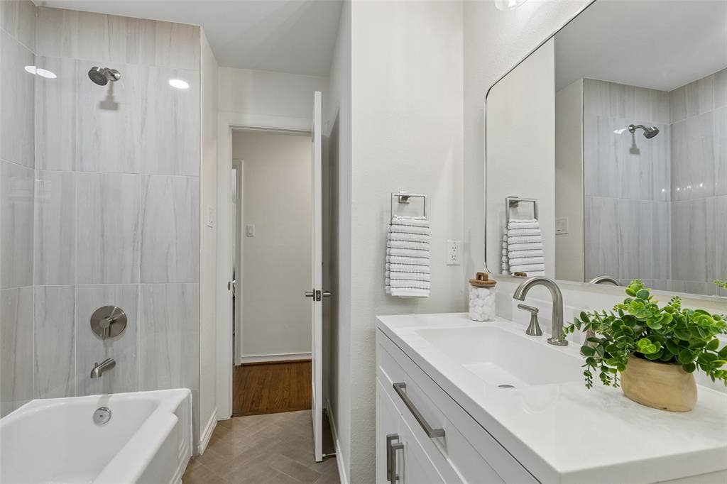 155 Bon Aire Drive, Dallas, TX 75218 155 Bon Aire Drive, Dallas, TX 75218