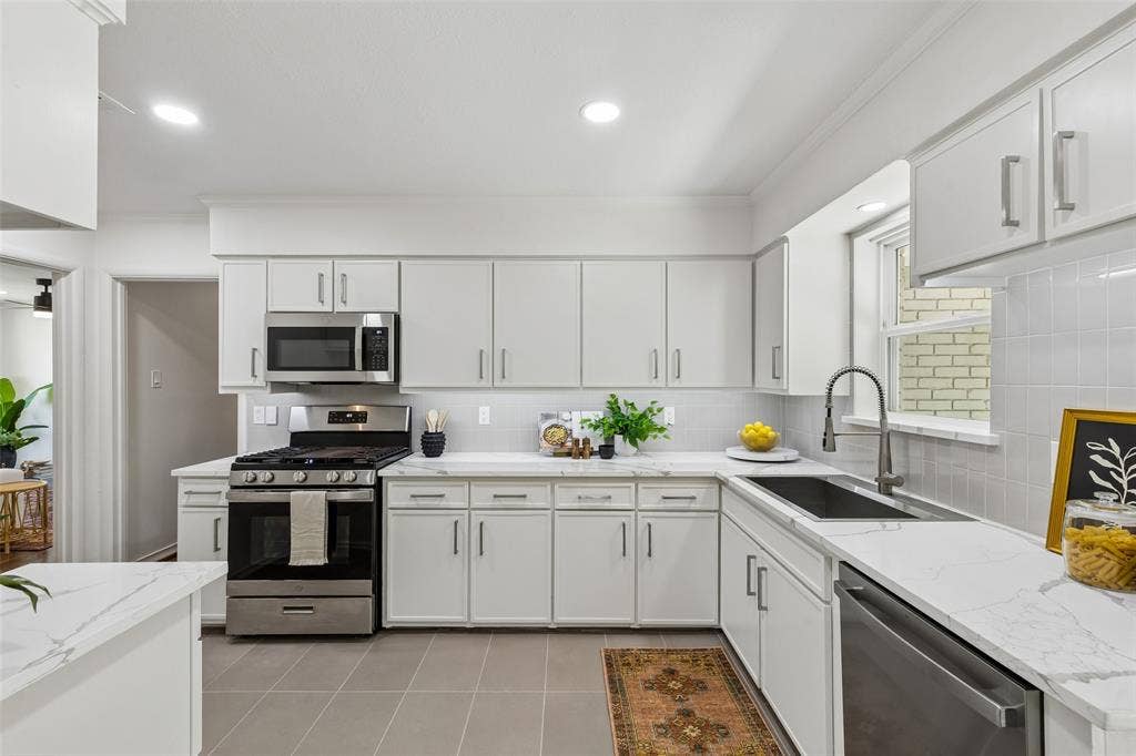 155 Bon Aire Drive, Dallas, TX 75218 155 Bon Aire Drive, Dallas, TX 75218