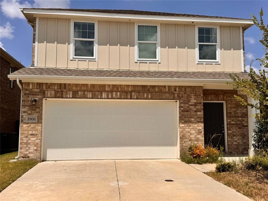 Property photo for 1906 Chapel Hill Road, Princeton, TX