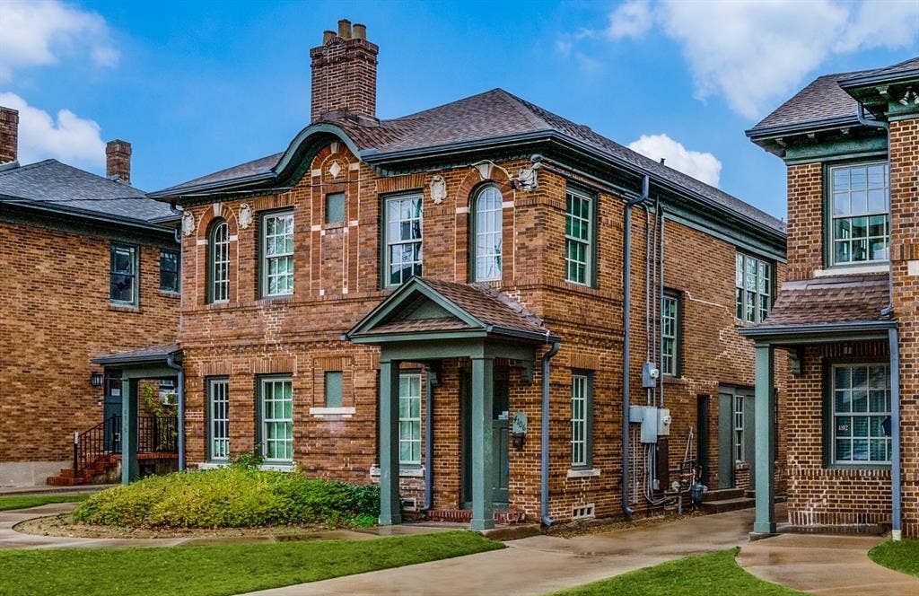 4106 Swiss Avenue, Dallas, TX 75204 4106 Swiss Avenue, Dallas, TX 75204