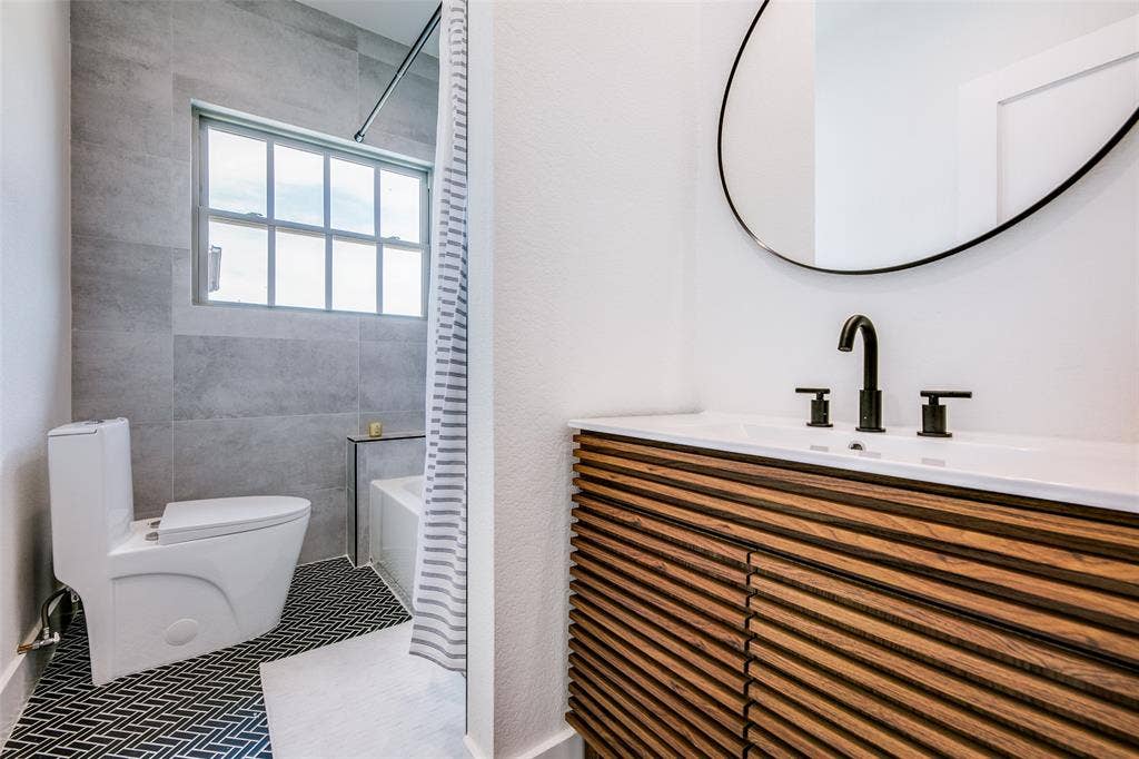 4106 Swiss Avenue, Dallas, TX 75204 4106 Swiss Avenue, Dallas, TX 75204