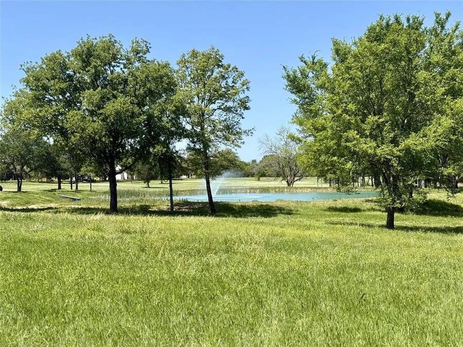 Property photo for 1099 Hidden Oaks Drive, Wills Point, TX