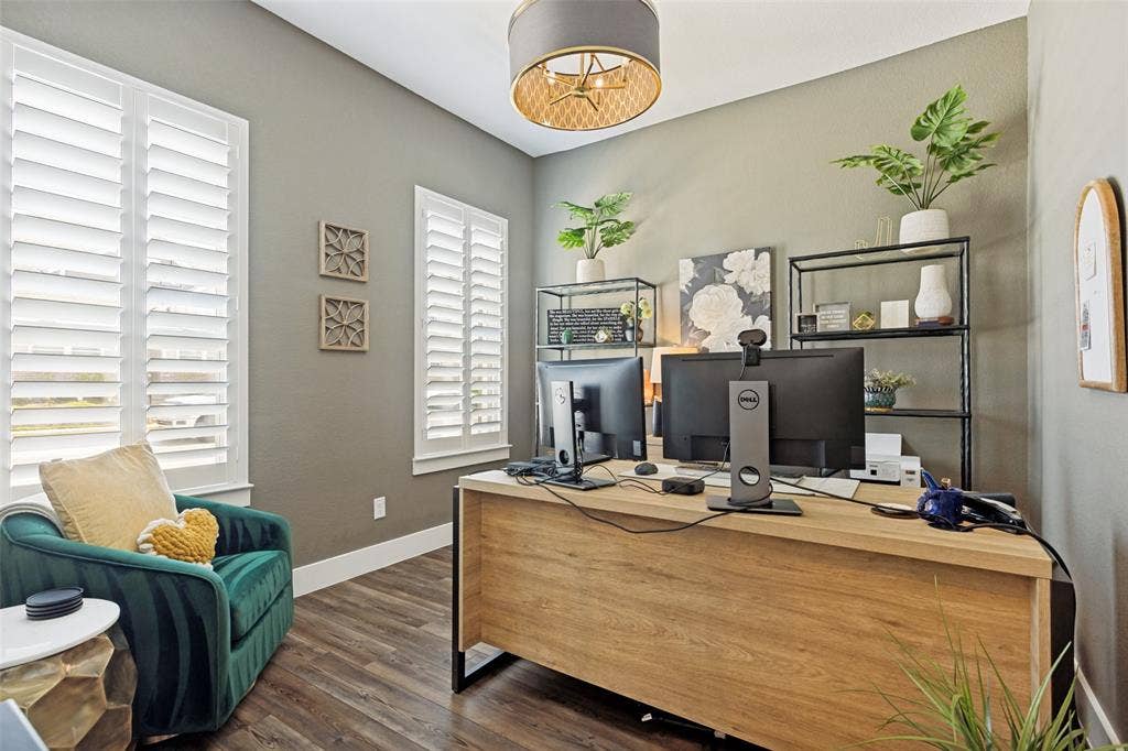 3509 The Commons Parkway, Sachse, TX 75048 Updated home office or flex space