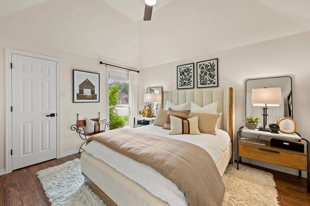 9604 Champions Drive, Granbury, TX 76049 Secondary Bedroom with Walk-In Closet and Elevated Ceiling