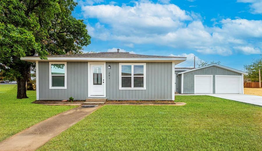 Property photo for 201 Deputy Larry Miller Drive, Granbury, TX