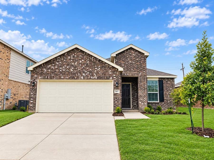 Property photo for 907 Chicadee Street, Princeton, TX