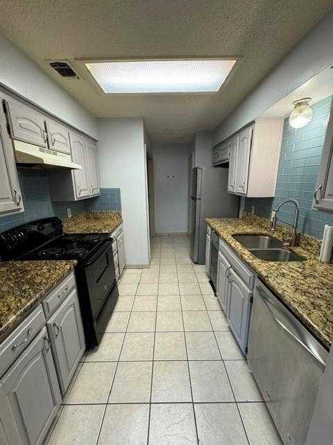1432 Palmnold Circle W, Fort Worth, TX 76120 1432 Palmnold Circle W, Fort Worth, TX 76120