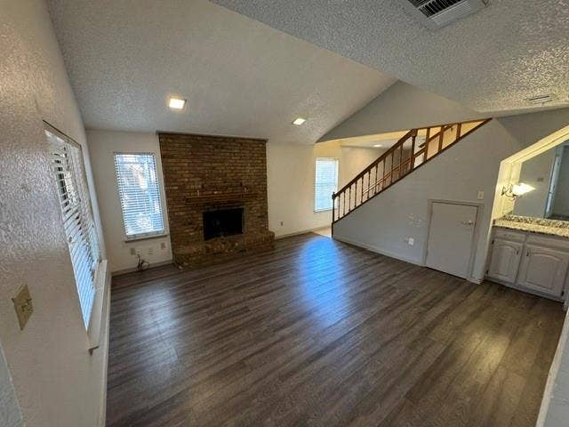 1432 Palmnold Circle W, Fort Worth, TX 76120 1432 Palmnold Circle W, Fort Worth, TX 76120