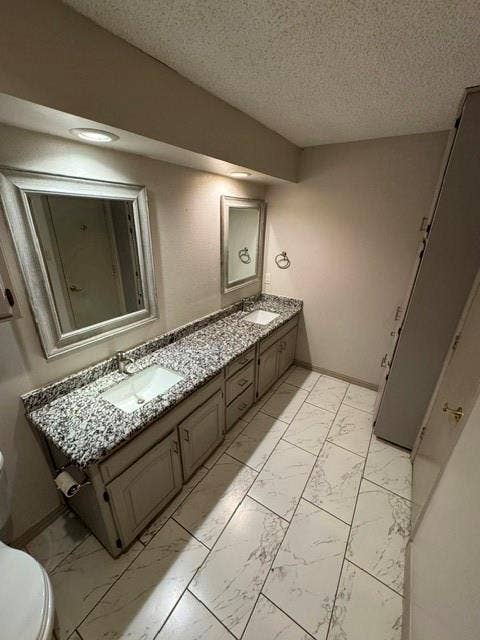 1432 Palmnold Circle W, Fort Worth, TX 76120 1432 Palmnold Circle W, Fort Worth, TX 76120