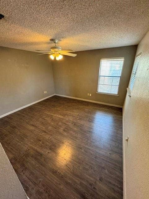 1432 Palmnold Circle W, Fort Worth, TX 76120 Bedroom 2 Upstairs